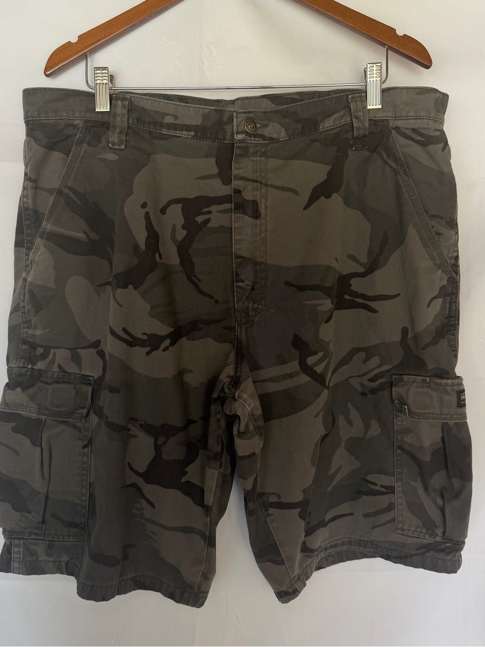Wrangler Authentic Issue Mens 38 Gray Camo Cargo Shorts Camouflage 100% Cotton